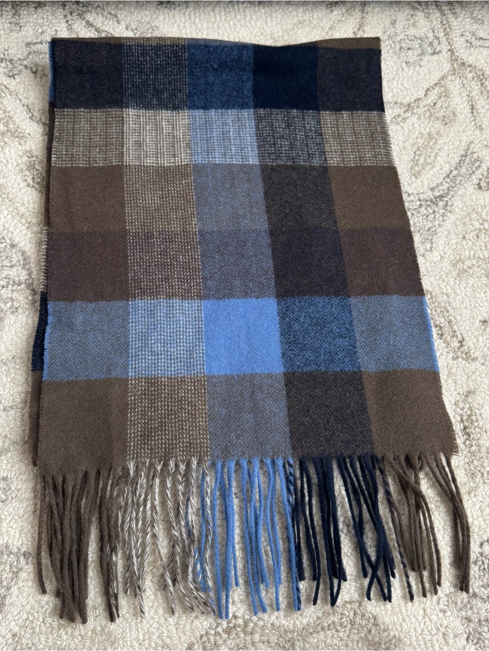 Men’s Barbour Bank 100% Wool Plaid Scarf From Scotland - Picture 4 of 4